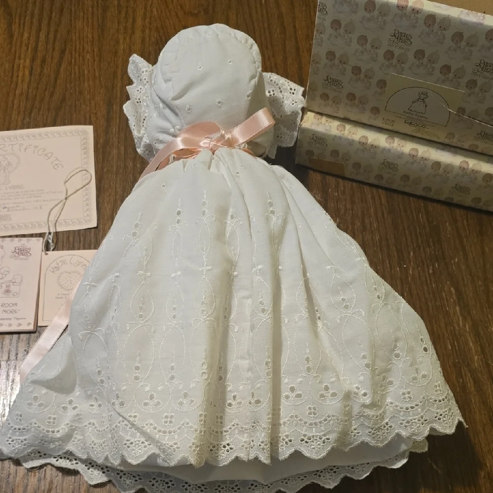Porcelin Precious Moments Birth Certificate Set - Picture 7 of 10